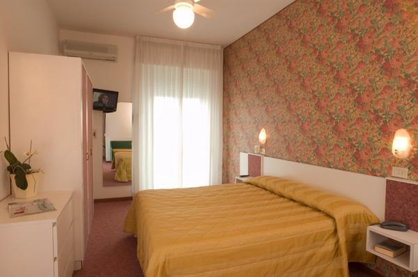 Hotel Igea Spiaggia بيلاريا-إيجيا مارينا المظهر الخارجي الصورة