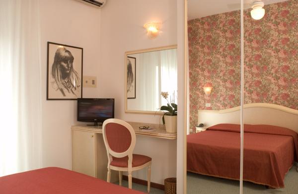 Hotel Igea Spiaggia بيلاريا-إيجيا مارينا المظهر الخارجي الصورة